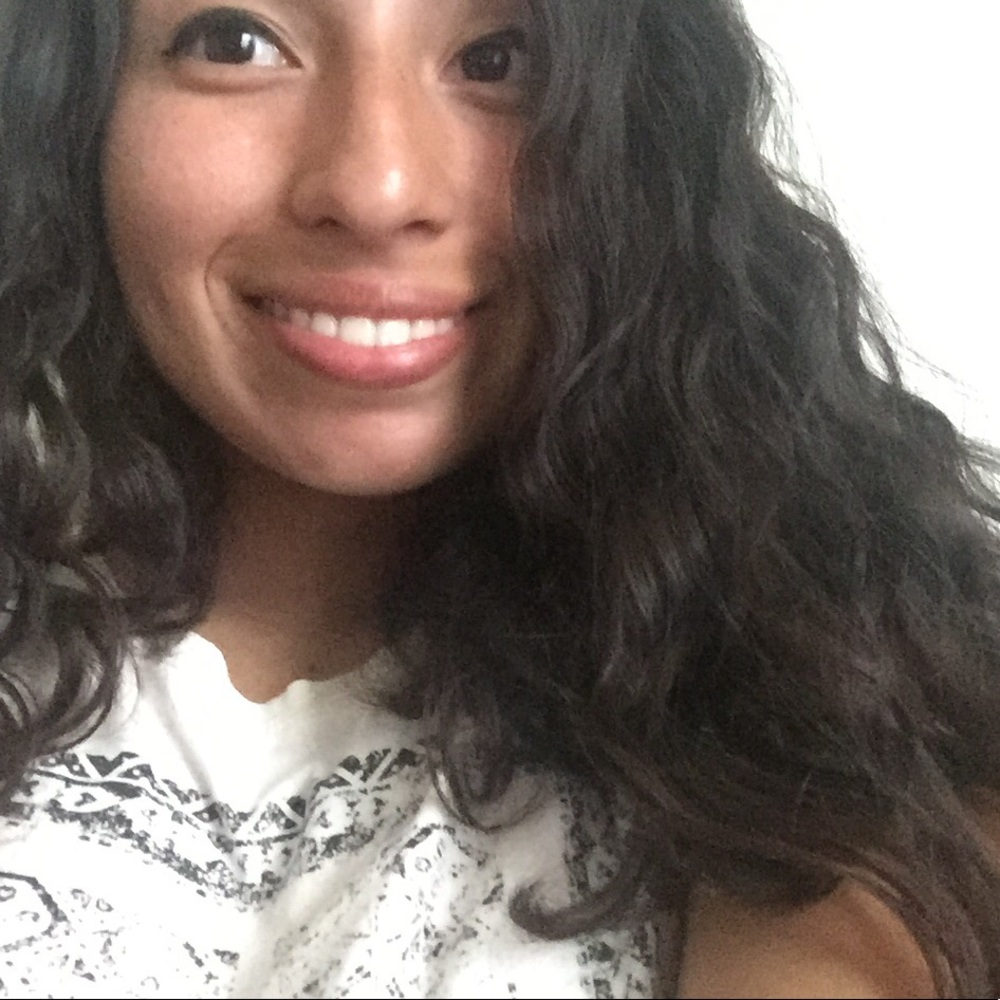 Meet your Posher, Abigail